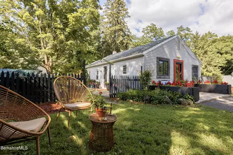 533 Main St # -c, Great Barrington, MA 01230