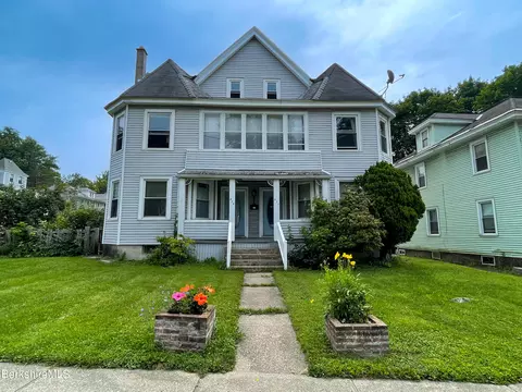 822-824 North St, Pittsfield, MA 01201