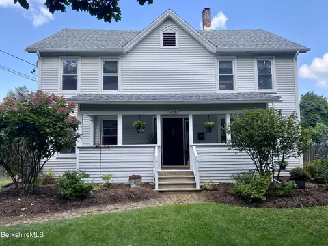 21 Crane Ave, Dalton, MA 01226