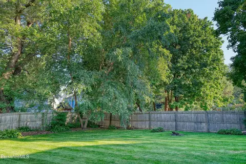 71 Backman Ave, Pittsfield, MA 01201 photo 33