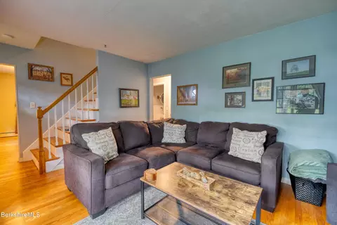 71 Backman Ave, Pittsfield, MA 01201 photo 7