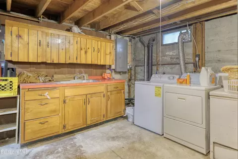 71 Backman Ave, Pittsfield, MA 01201 photo 29