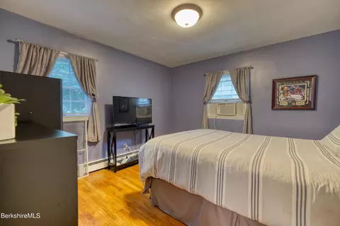 71 Backman Ave, Pittsfield, MA 01201 photo 11