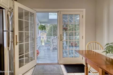 71 Backman Ave, Pittsfield, MA 01201 photo 16