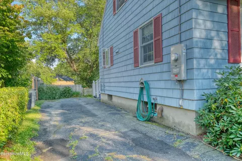71 Backman Ave, Pittsfield, MA 01201 photo 30