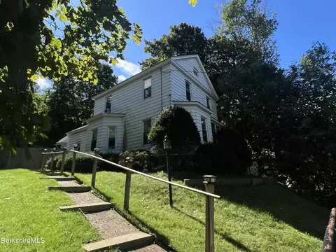64 Richmond Ave, North Adams, MA 01247