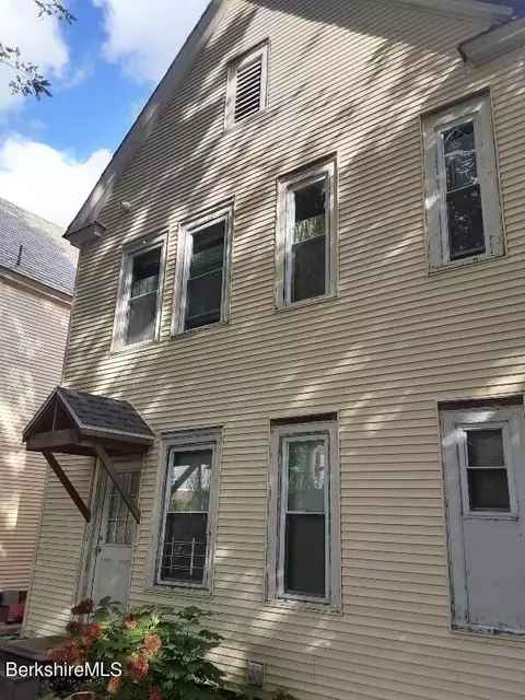 170 Appleton Ave, Pittsfield, MA 01201 photo 4