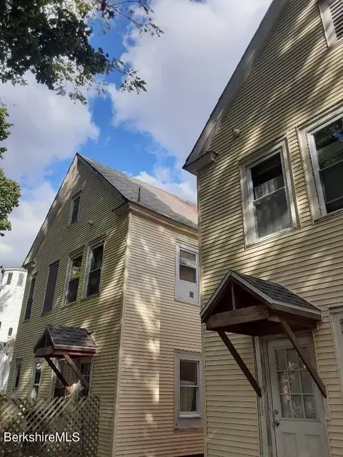 170 Appleton Ave, Pittsfield, MA 01201 photo 5