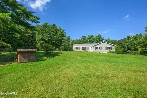 50 Branch Farm Rd, Richmond, MA 01254