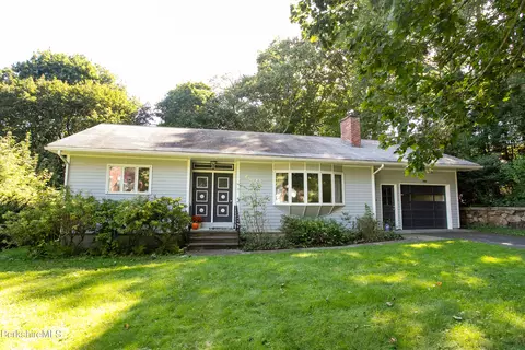 206 Highland St, Great Barrington, MA 01230