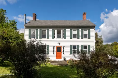 25 Prospect Ave, Amenia, NY 12501