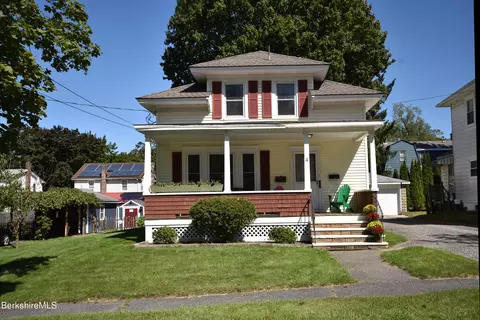 22 Harding St, Pittsfield, MA 01201