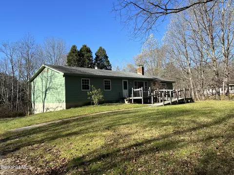 39 Watson Rd, Hinsdale, MA 01235