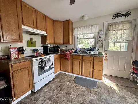 154-156 Carson Ave, Dalton, MA 01226 photo 20