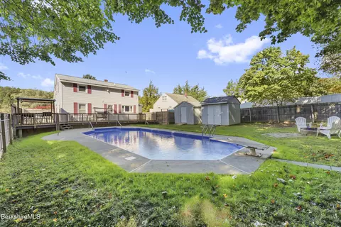 328 Benedict Rd, Pittsfield, MA 01201