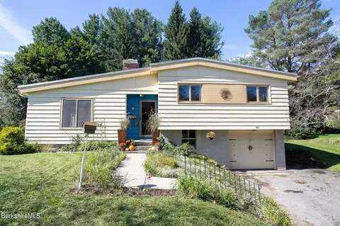 69 Valentine Rd, Pittsfield, MA 01201