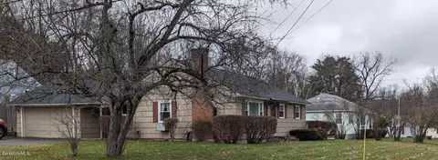 166 Bull Hill Rd, Lanesborough, MA 01237