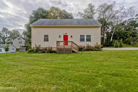 6 E Alford St, Pittsfield, MA 01201