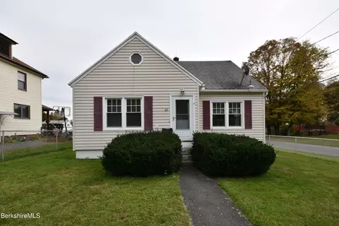 45 Garden St, Pittsfield, MA 01201