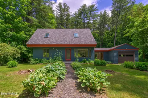 296 N Plain Rd, Great Barrington, MA 01230