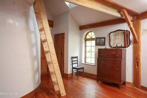 68 Van Nuys Rd, Colrain, MA 01340 photo 16