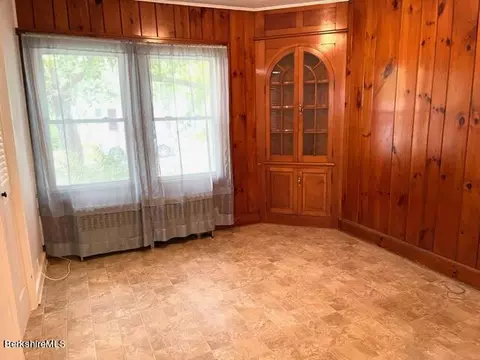 44 Pine St, Pittsfield, MA 01201 photo 7