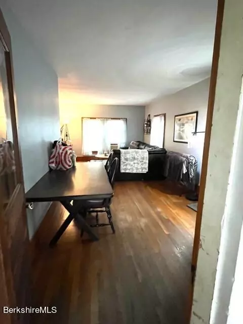 44 Pine St, Pittsfield, MA 01201 photo 15