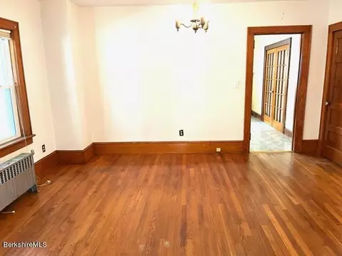 44 Pine St, Pittsfield, MA 01201 photo 5