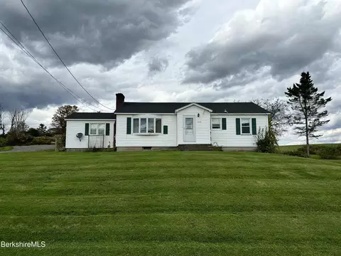 1064 East Rd, Richmond, MA 01254