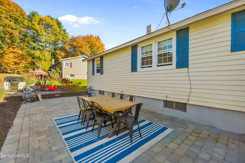 40 Debra Ave, Lee, MA 01238 photo 29