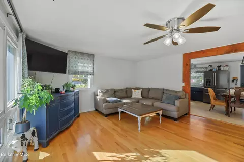 40 Debra Ave, Lee, MA 01238 photo 7