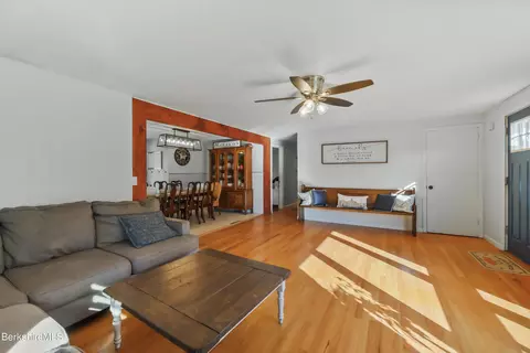 40 Debra Ave, Lee, MA 01238 photo 8