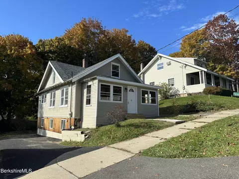11 Norman Ave, Pittsfield, MA 01201