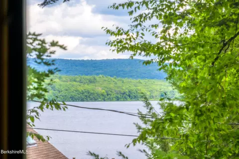 29 Lakeside Dr, Tyringham, MA 01264 photo 6