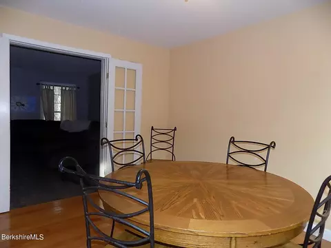 190 E Center St, Lee, MA 01238 photo 14