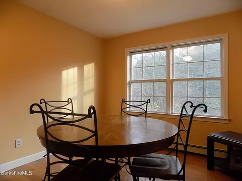 190 E Center St, Lee, MA 01238 photo 11