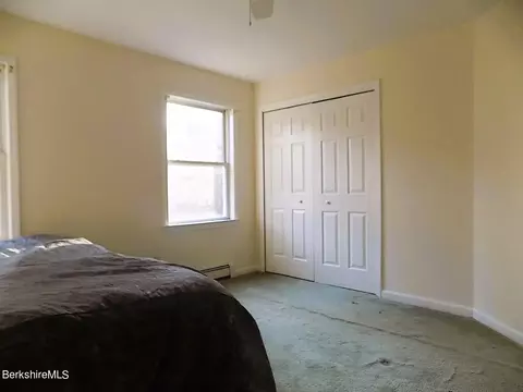 190 E Center St, Lee, MA 01238 photo 20