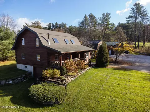 647 Silver St, Sheffield, MA 01257 photo 6