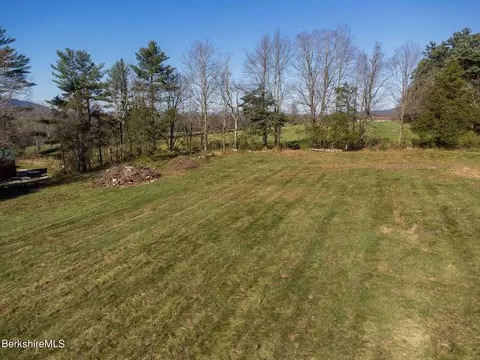 647 Silver St, Sheffield, MA 01257 photo 38