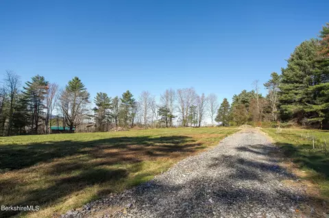 647 Silver St, Sheffield, MA 01257 photo 4