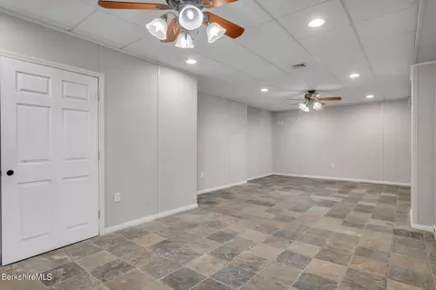 7 Ash Ln, Peru, MA 01235 photo 23