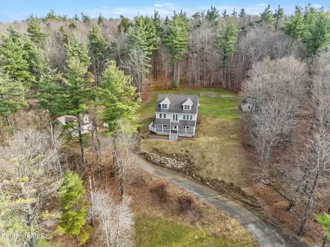 7 Ash Ln, Peru, MA 01235 photo 2