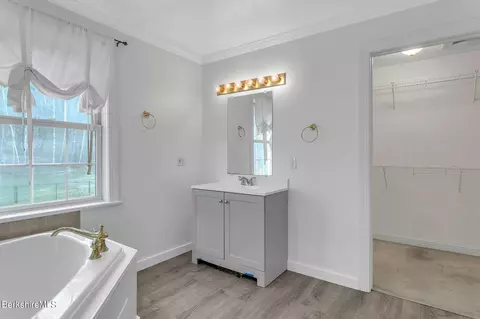 7 Ash Ln, Peru, MA 01235 photo 33