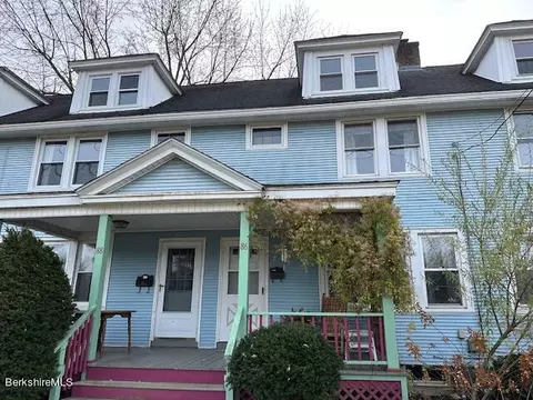 86 Everett St, Easthampton, MA 01027 photo 5