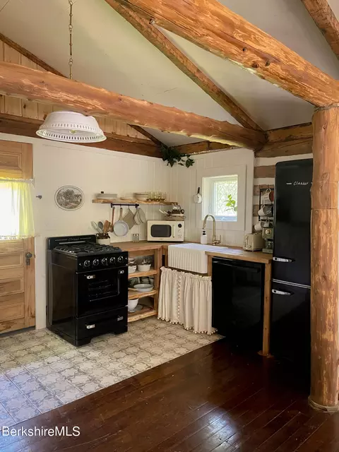 2399 Hancock Rd, Hancock, MA 01237 photo 13