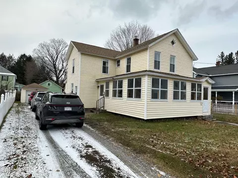 79 Flansburg Ave, Dalton, MA 01226