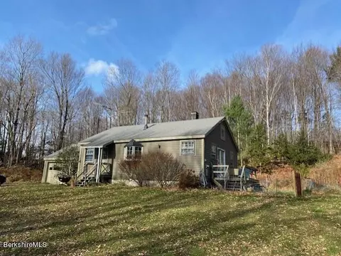 85 North Rd, Monroe, MA 01350