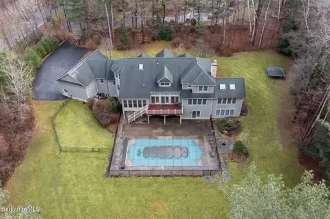 801 East St, Lenox, MA 01240