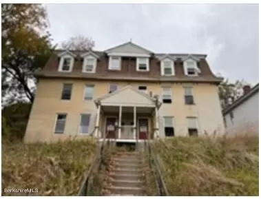 270 West St, Pittsfield, MA 01201