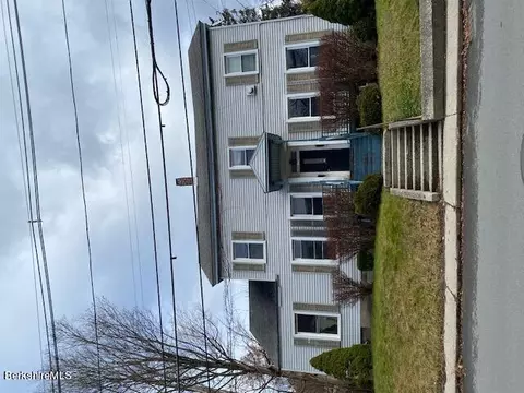 128 Pleasant St, North Adams, MA 01247